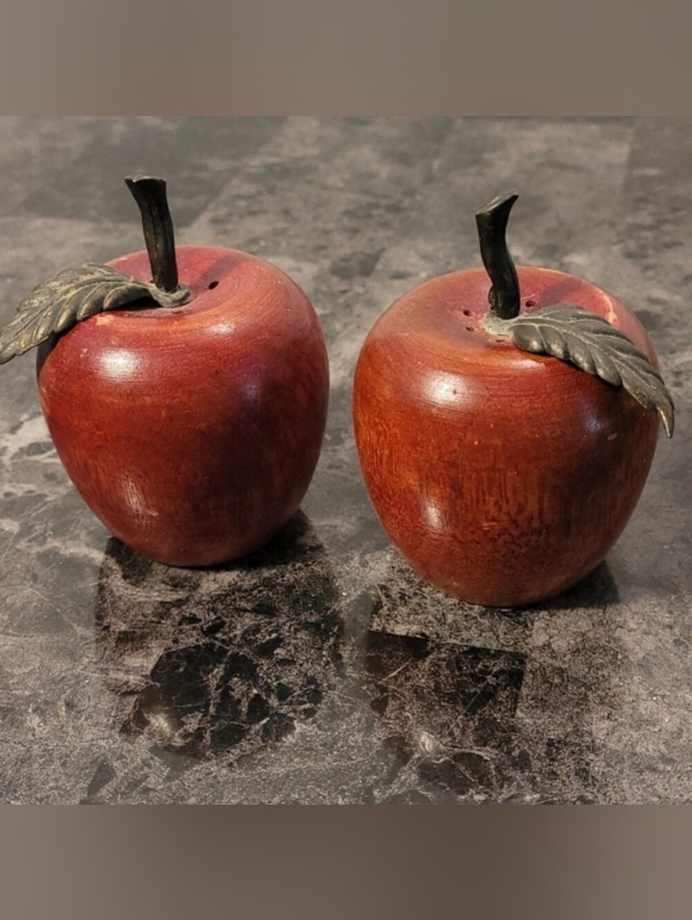 Apple Salt and Pepper Shakers Matching Decorative wooden set